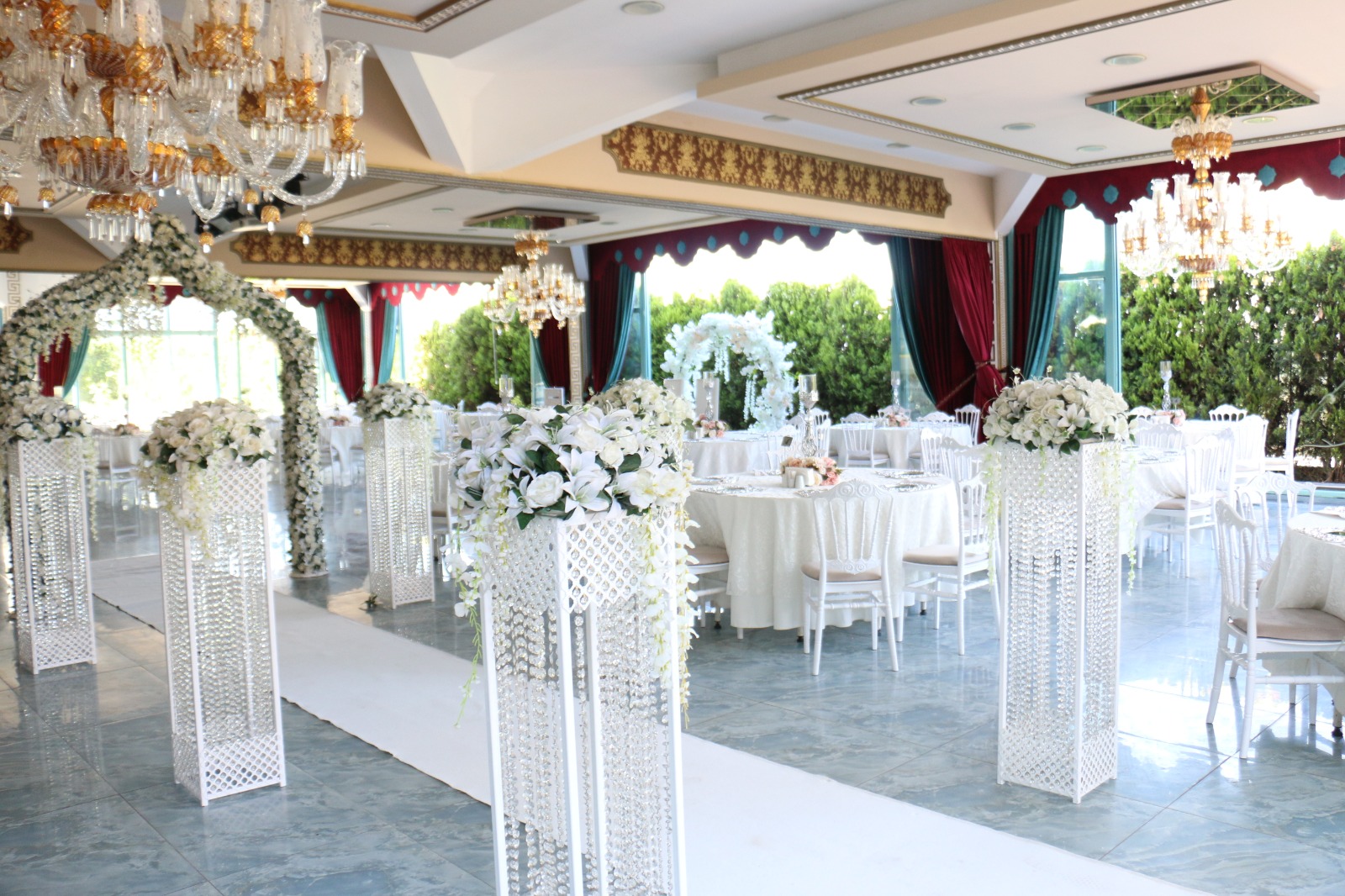 Esenler Masa Sandalye Kiralama