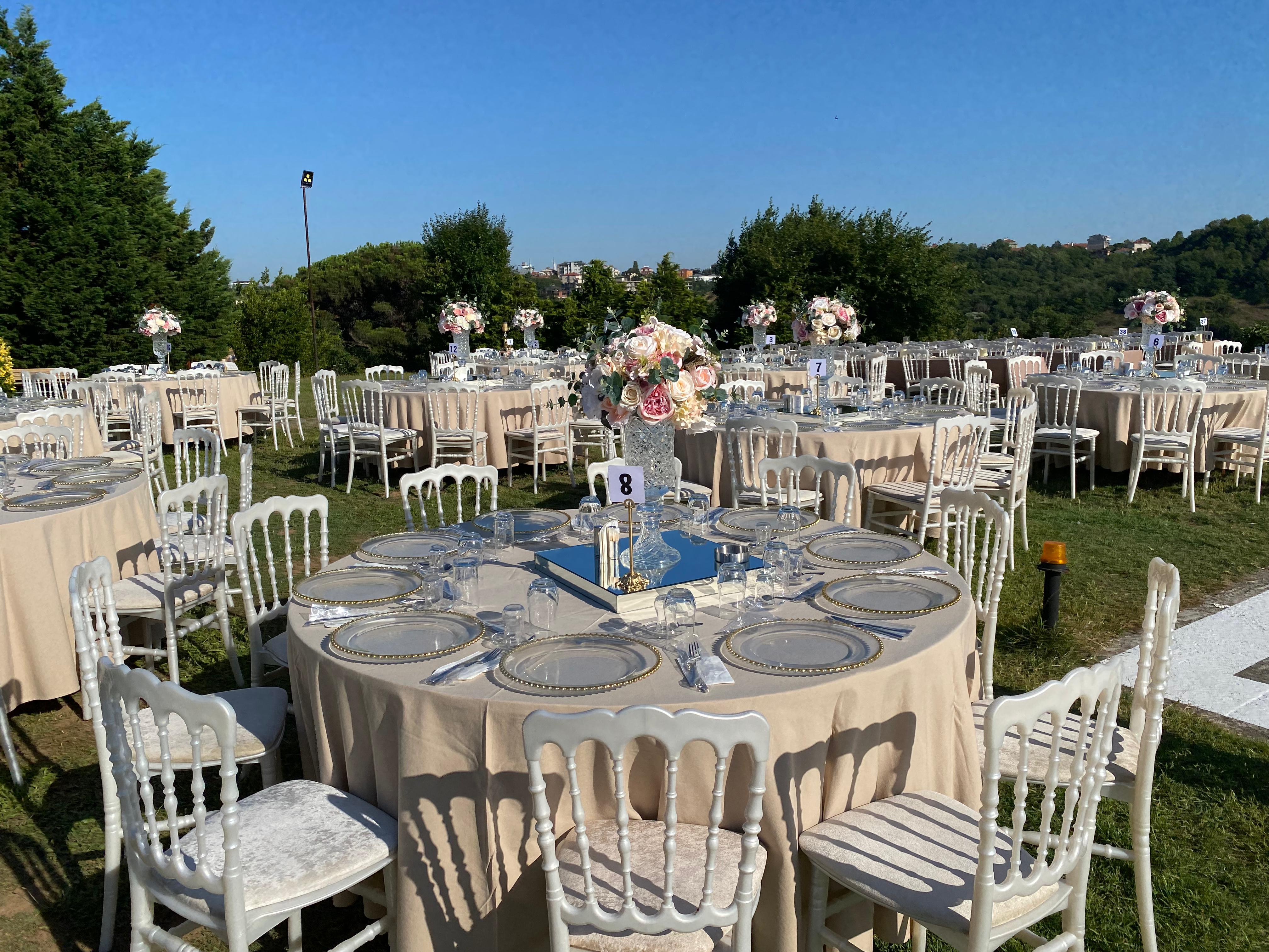 Beşiktaş Masa Sandalye Kiralama