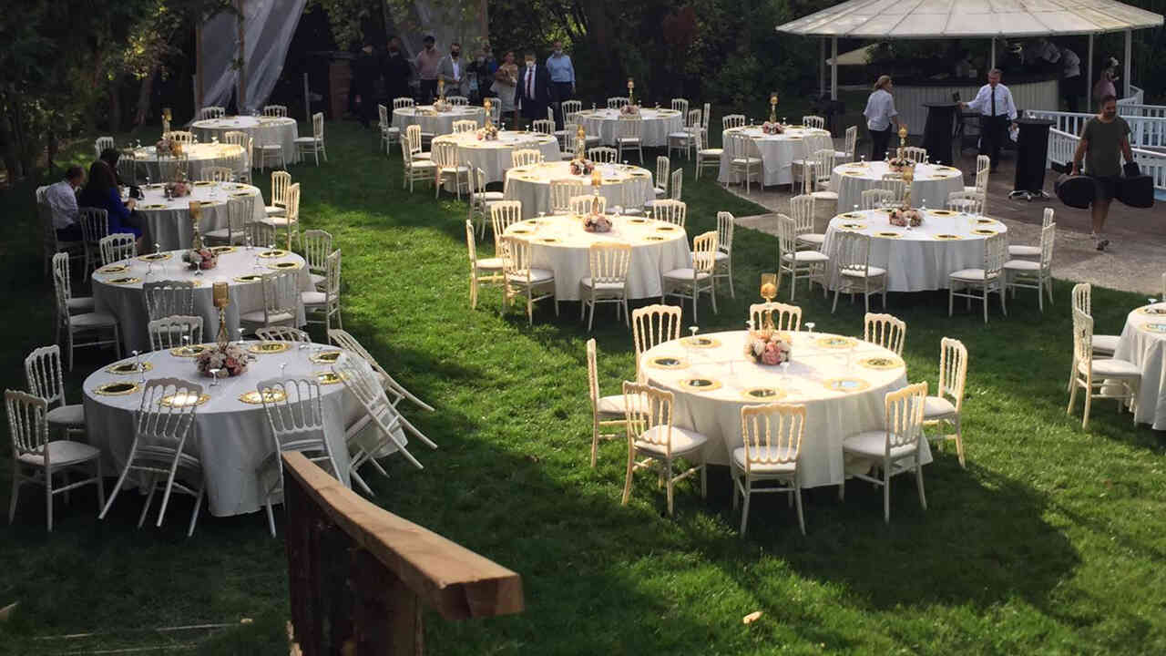 Masa Sandalye Kiralama Fiyatları